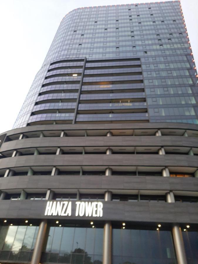 Apartment Hanza Tower Sunny